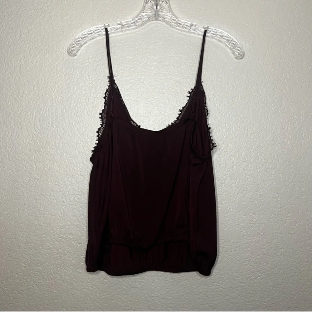 Express V-Neck Lace Trim Sleeveless Blouse Size: L - Picture 8 of 8